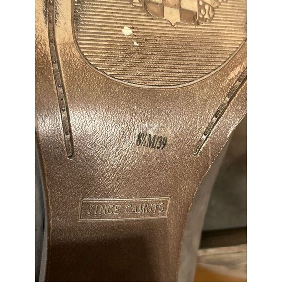 Vince Camuto Fretzia Ankle Bootie Gray Suede Boot Perforated 3.5” Heel 8.5 - Picture 7 of 7